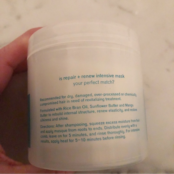 Mario tricoci repair and renew intensive hair mask - Picture 2 of 4